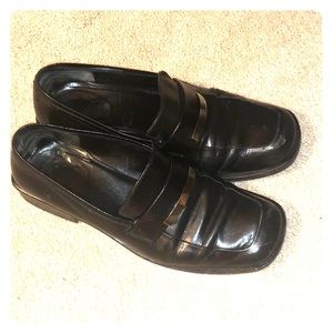 Ladies Vintage Gucci Loafers
